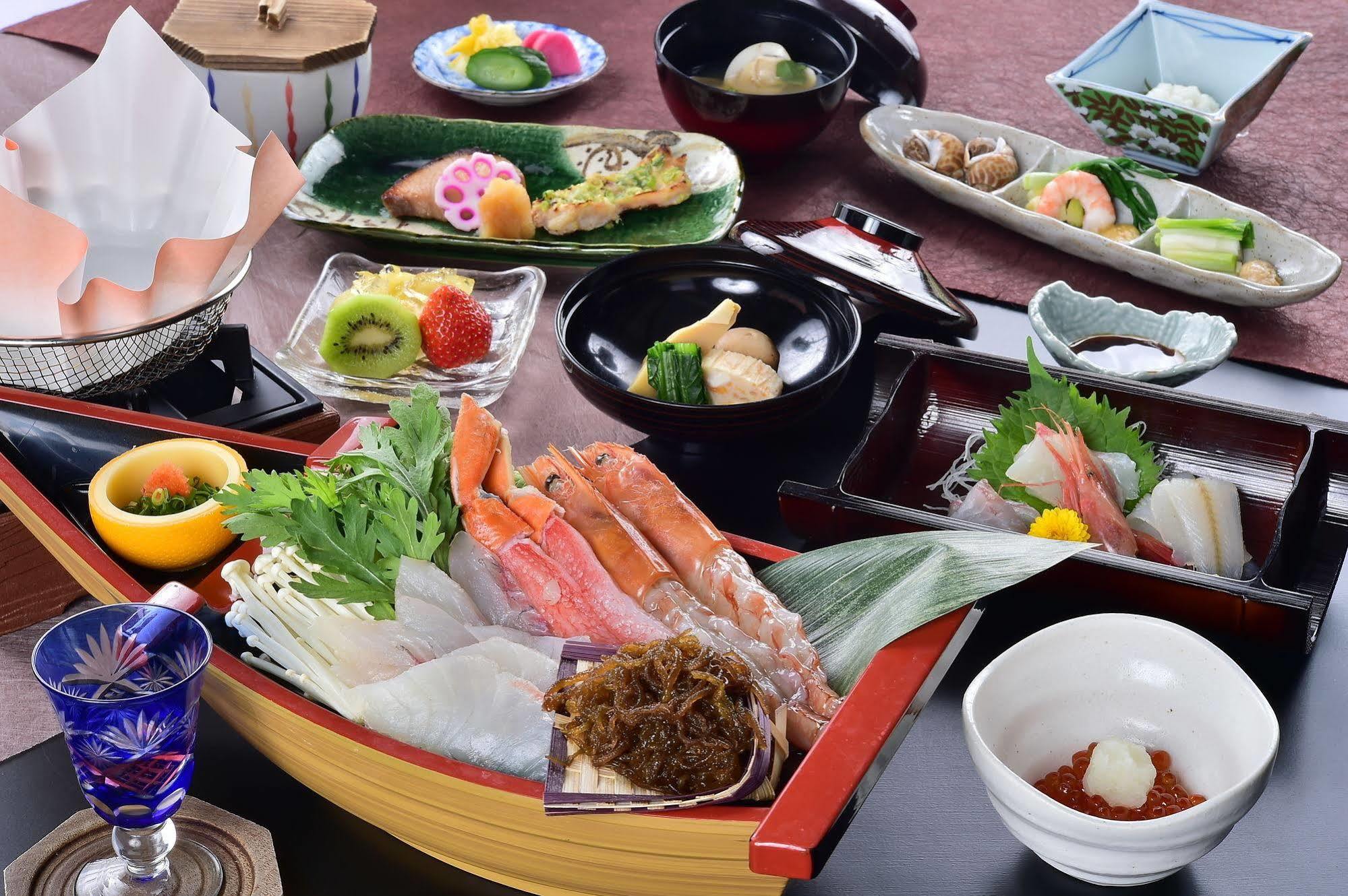 Hotel Sun Resort Shonai Tsuruoka Exterior photo